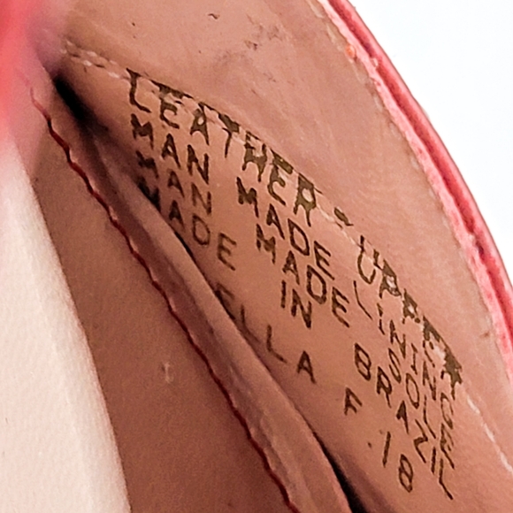 Vintage Gianni Bini Muted-Red Leather Peep Toe Heels w/ Croc Detailing - Picture 8 of 9